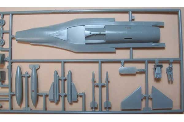 F-16A (Academy 12444) 1/72