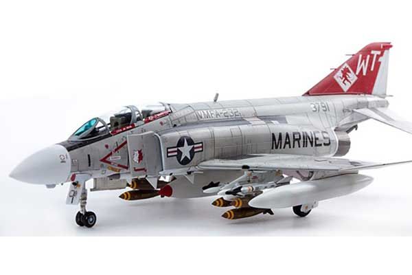 F-4J "VMFA-232 Red Devils" (Academy 12556) 1/72