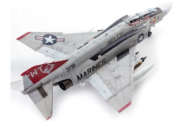 F-4J "VMFA-232 Red Devils" (Academy 12556) 1/72