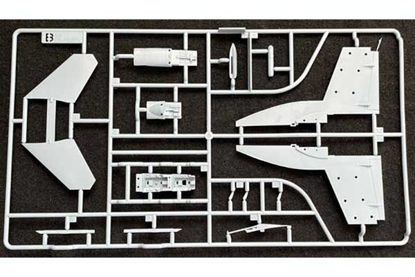 F/A-18E VFA-195 "Chippy Ho" (Academy 12565) 1/72