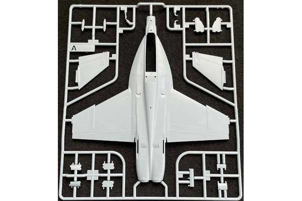 F/A-18E VFA-195 "Chippy Ho" (Academy 12565) 1/72