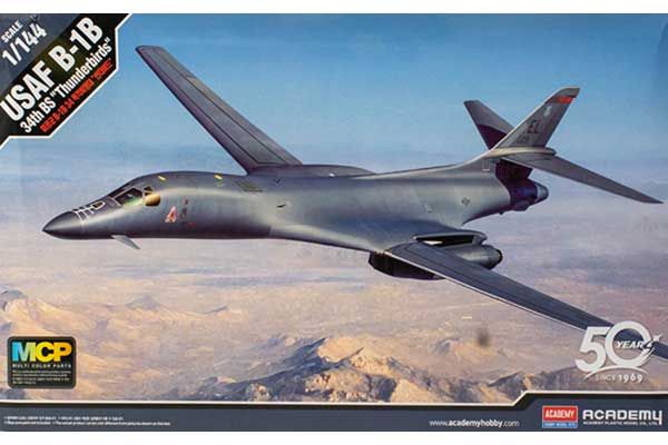 B-1B 34th BS "Thunderbirds" (Academy 12620) 1/144 B-1B 34th BS "Thunderbirds" (Academy 12620) 1/144