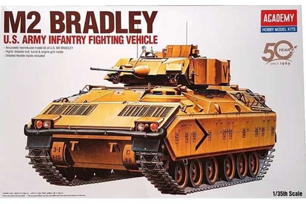 M2 BRADLEY (Academy 13237) 1/35 M2 BRADLEY (Academy 13237) 1/35