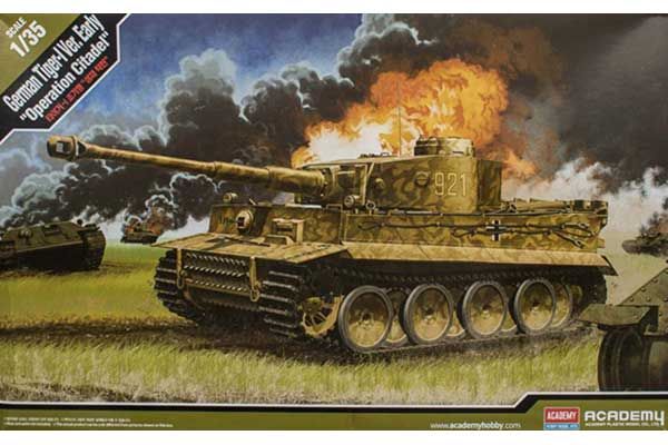 Tiger-I ранней версии "Операция Цитадель" (Academy 13509) Tiger-I ранней версии "Операция Цитадель" (Academy 13509)