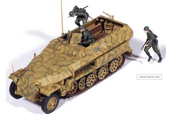 Sd.Kfz.251/1 Ausf.C (Academy 13540) 1/35