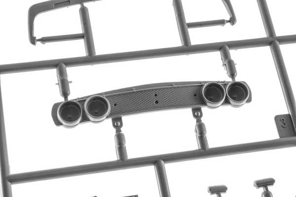 Isuzu 117 Coupe Early Version (1968) (Hasegawa 21144) 1/24