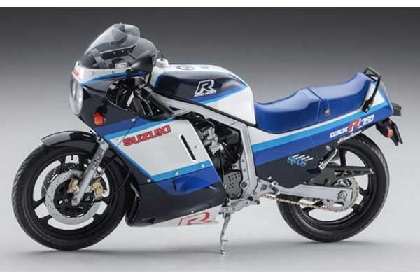 Suzuki GSX-R750 (G)(GR71G) (Hasegawa 21507 BK7) 1/12