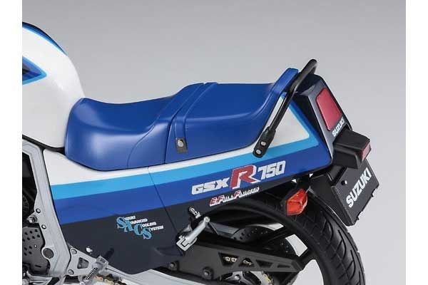 Suzuki GSX-R750 (G)(GR71G) (Hasegawa 21507 BK7) 1/12