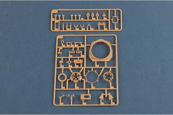 German Pz.Kpfw.III/IV auf Einheitsfahrgestell (Small Turret) (Hobby Boss 80151) 1/35