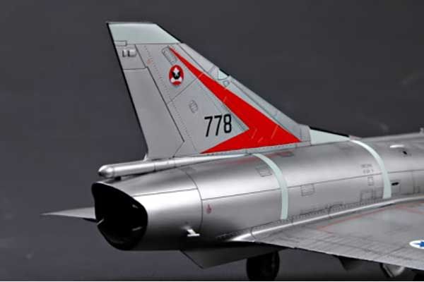 Mirage IIICJ (Hobby Boss 80316) 1/48