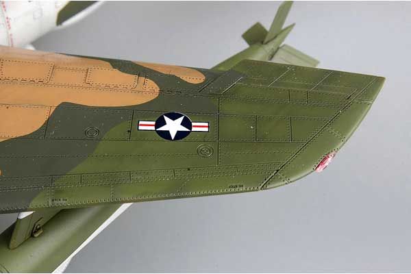 F-105D Thunderchief (Hobby Boss 80332) 1/48