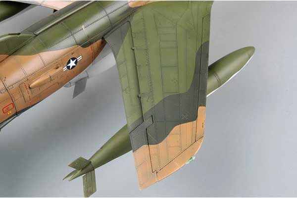 F-105D Thunderchief (Hobby Boss 80332) 1/48