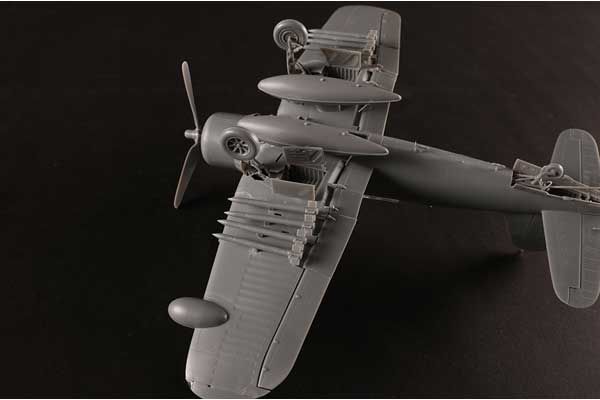 F4U-2 Corsair (Hobby Boss 80385) 1/48