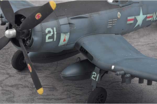 F4U-5N Corsair ранняя версия (Hobby Boss 80390) 1/48