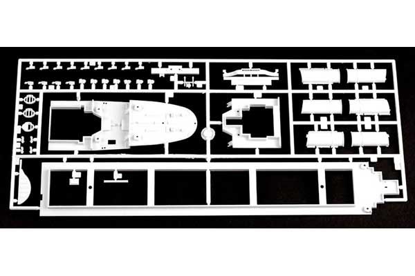 R.M.S. Titanic (Hobby Boss 81305) 1/550