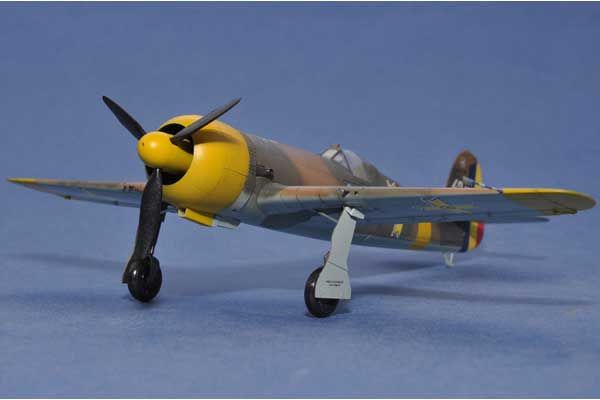 IAR-80 румунії (Hobby Boss 81757) 1/48