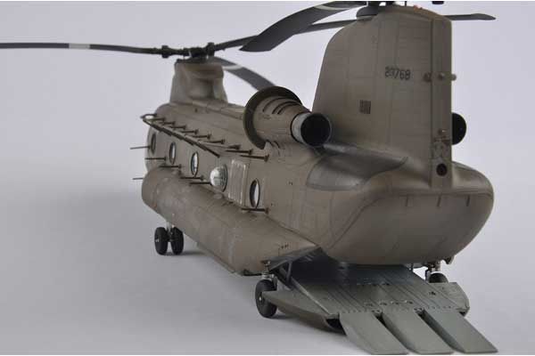 CH-47D CHINOOK (Hobby Boss 81773) 1/48