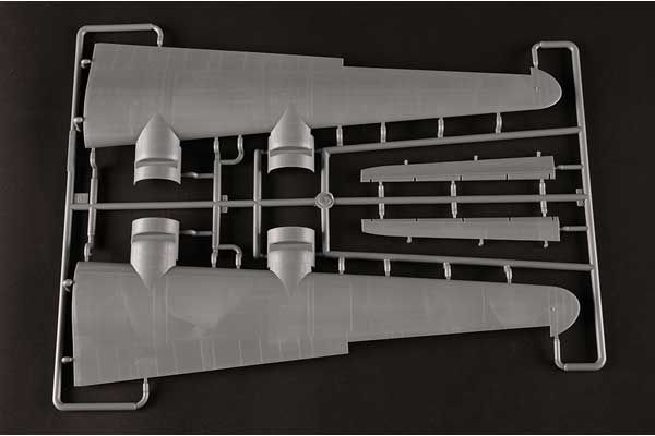 US B-24J Liberator (Hobby Boss 81774) 1/48