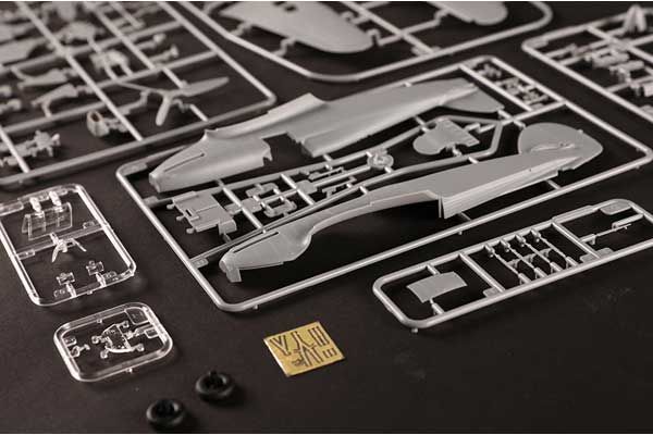 “HURRICANE” Mk.ⅡC (Hobby Boss 81778) 1/48