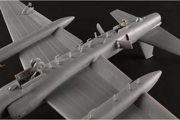 U-2S “Dragon Lady” Senior Span (Hobby Boss 81785) 1/48