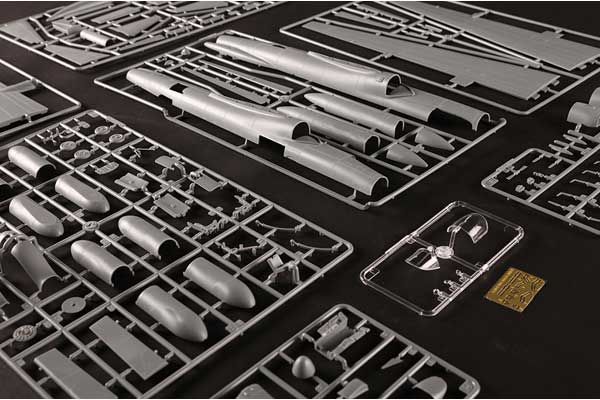 U-2S “Dragon Lady” Senior Span (Hobby Boss 81785) 1/48