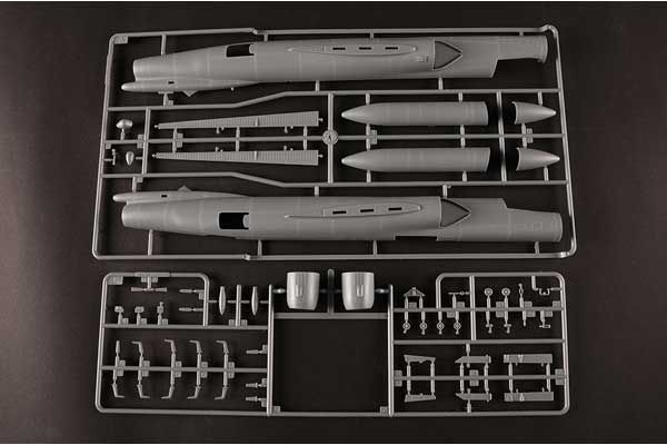 U-2S “Dragon Lady” Senior Span (Hobby Boss 81785) 1/48