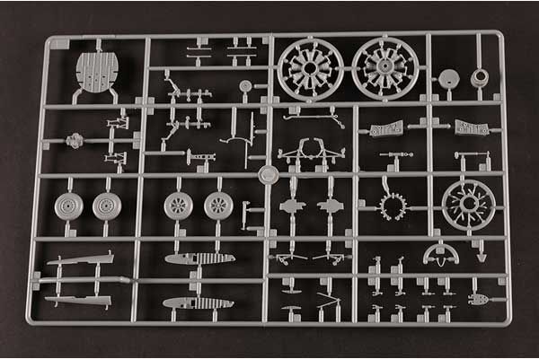 F4U-1A/2 Corsair (2 in 1) (Hobby Boss 81788) 1/48