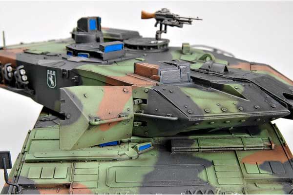 Leopard 2 A5/A6NL (Hobby Boss 82423) 1/35