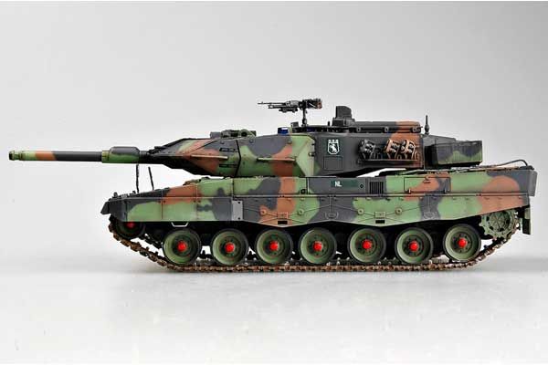 Leopard 2 A5/A6NL (Hobby Boss 82423) 1/35