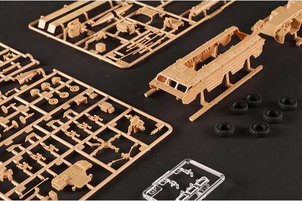 9K79 Точка (SS-21 Scarab) БРПД (Hobby Boss 82935) 1/72