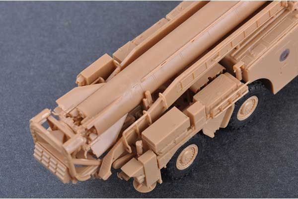 9П117М1 c ракетой Р-17 комплекса 9К72 «Эльбрус» (Scud B) (Hobby Boss 82939) 1/72