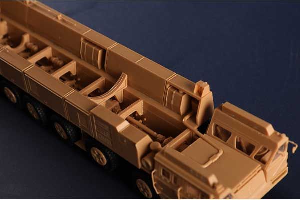 DF-41 ICBM (Hobby Boss 82963) 1/72