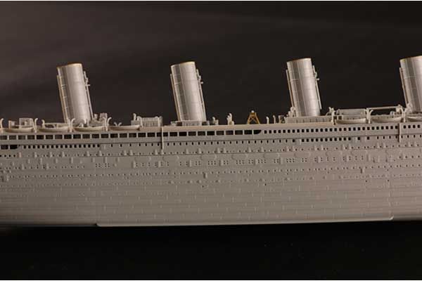 Titanic (Hobby Boss 83420) 1/700