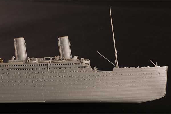 Titanic (Hobby Boss 83420) 1/700