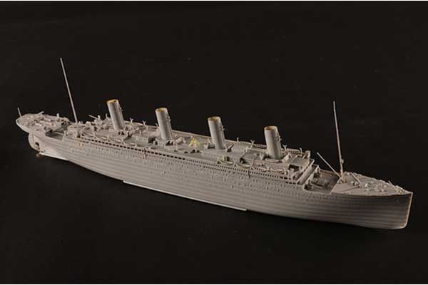 Titanic (Hobby Boss 83420) 1/700