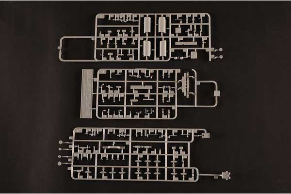 Olympic (Hobby Boss 83421) 1/700