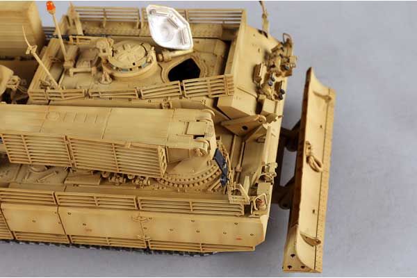 Bergepanzer BPz3A1 “Buffalo” ARV (Hobby Boss 84566) 1/35