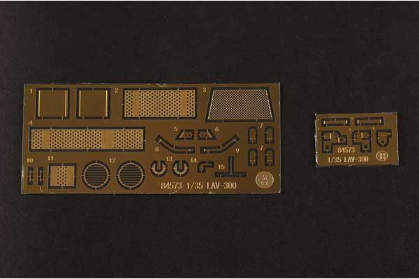LAV300 90mm Cockerill Gun (Hobby Boss 84573) 1/35