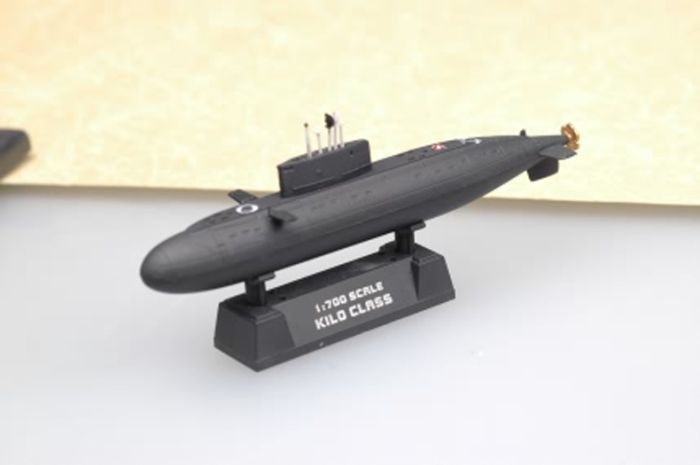 Подводная лодка проекта 877 «Палтус» (Kilo) (Hobby Boss 87002) 1/700