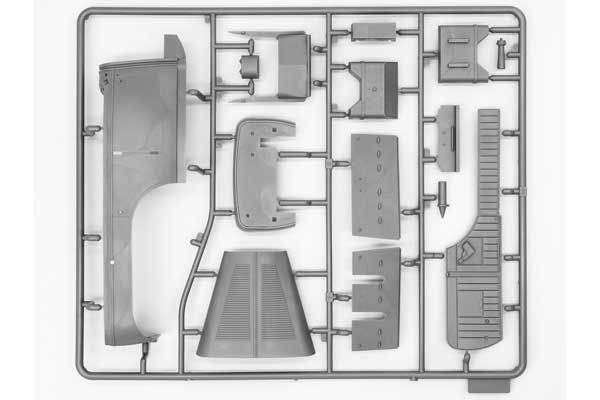 Type G4 з MG 34 та німецьким штабним персоналом (ICM 24024) 1/24