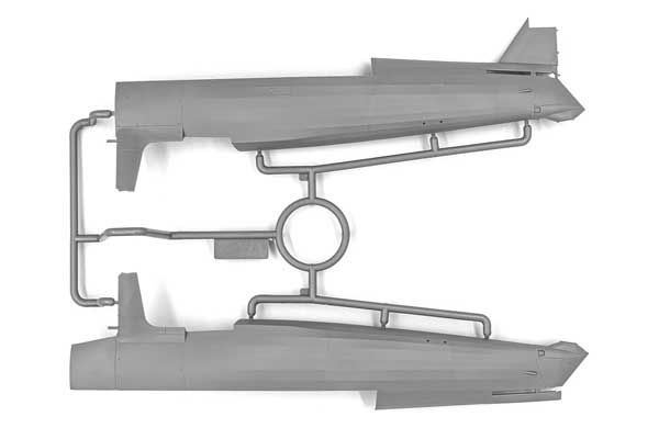 Учебные бипланы 2МВ (ICM 32039)  1/32
