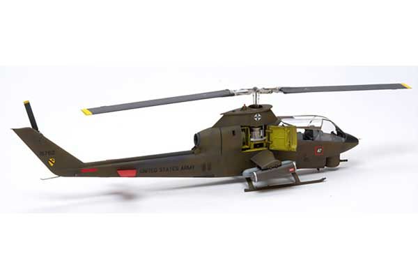 AH-1G Cobra (раннего производства) (ICM 32060) 1/32