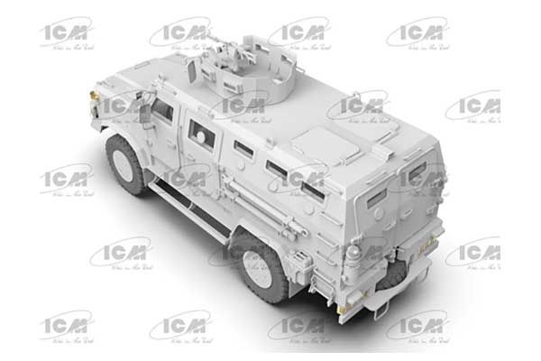Козак-001 Национальная гвардия Украины (ICM 35015) 1/35