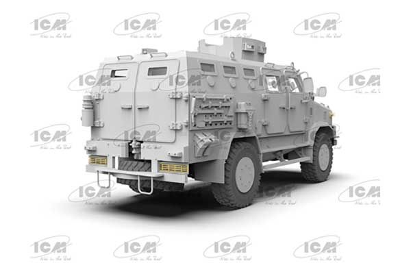 Козак-001 Национальная гвардия Украины (ICM 35015) 1/35