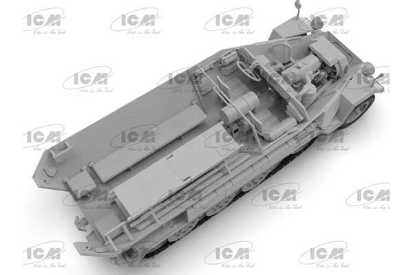 Krankenpanzerwagen Sd.Kfz.251/8 Ausf.A (ICM 35113) 1/35