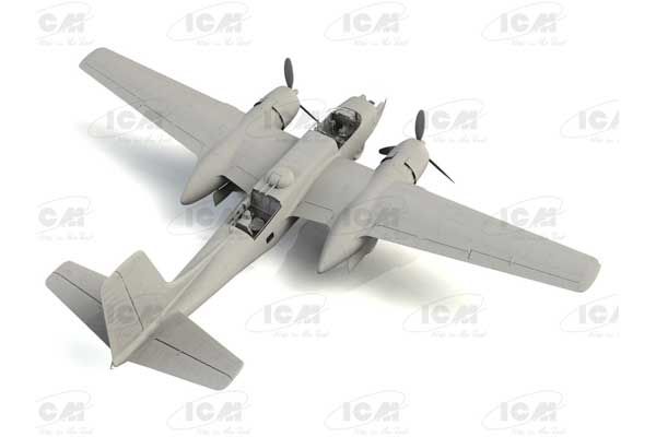 A-26С-15 Invader з пілотами та наземним персоналом (ICM 48288) 1/48