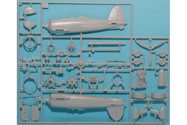 CR.42 LW and AB 41 Autoblinda (Italeri 10-501) 1/48