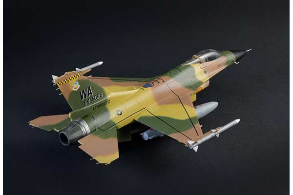 F-16C Fighting Falcon - WAR THUNDER (Italeri 35105) 1/48