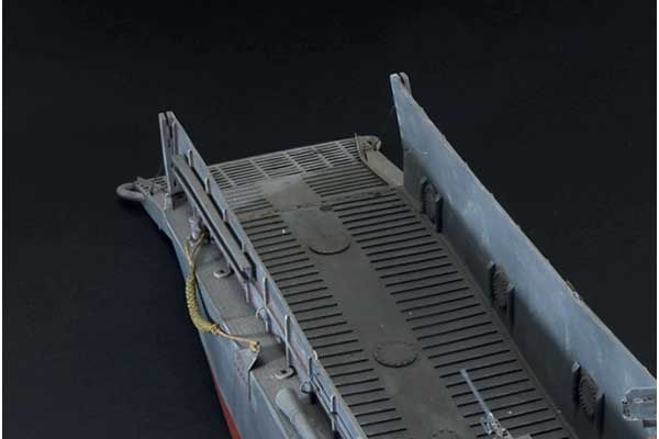 LCM 3 (Italeri 6755) 1/35