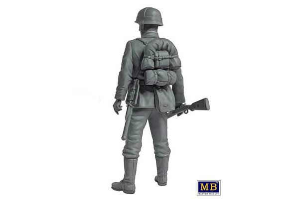 Немецкий военный, 1939-1940 гг. (Master Box 35227) 1/35